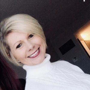 Meet your Posher, Wendy